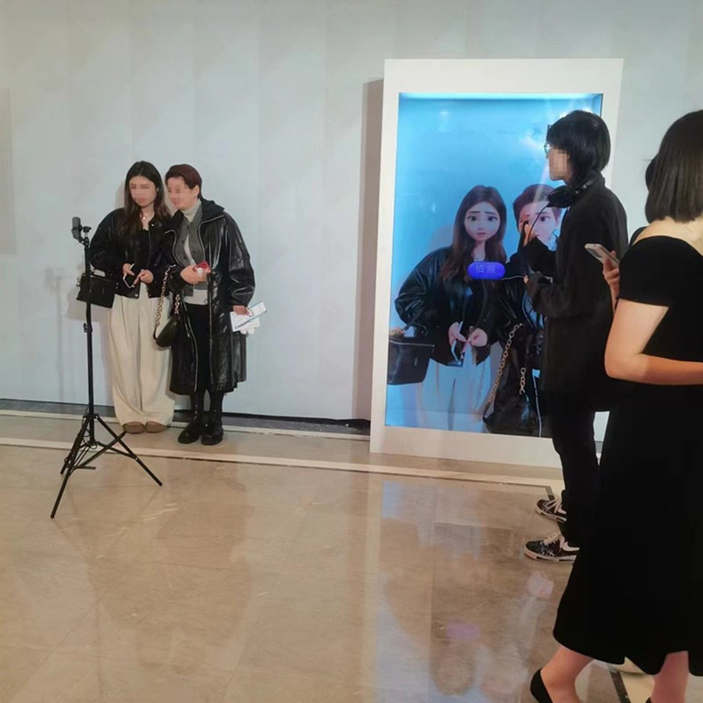 全息倉AI互動(dòng)拍照機(jī) 全息倉AI互動(dòng)拍照機(jī)